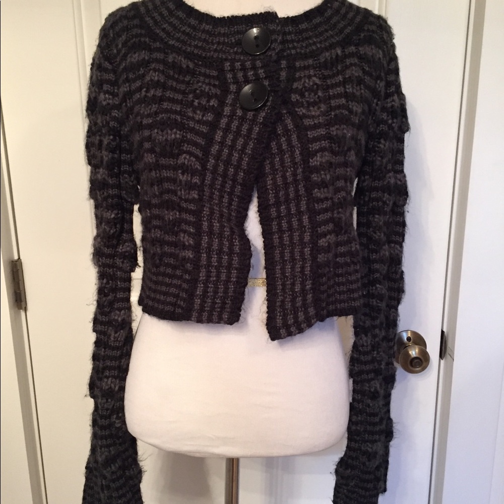 CAbi SWEATER CARDIGAN CROPPED BLACK GRAY Size S
